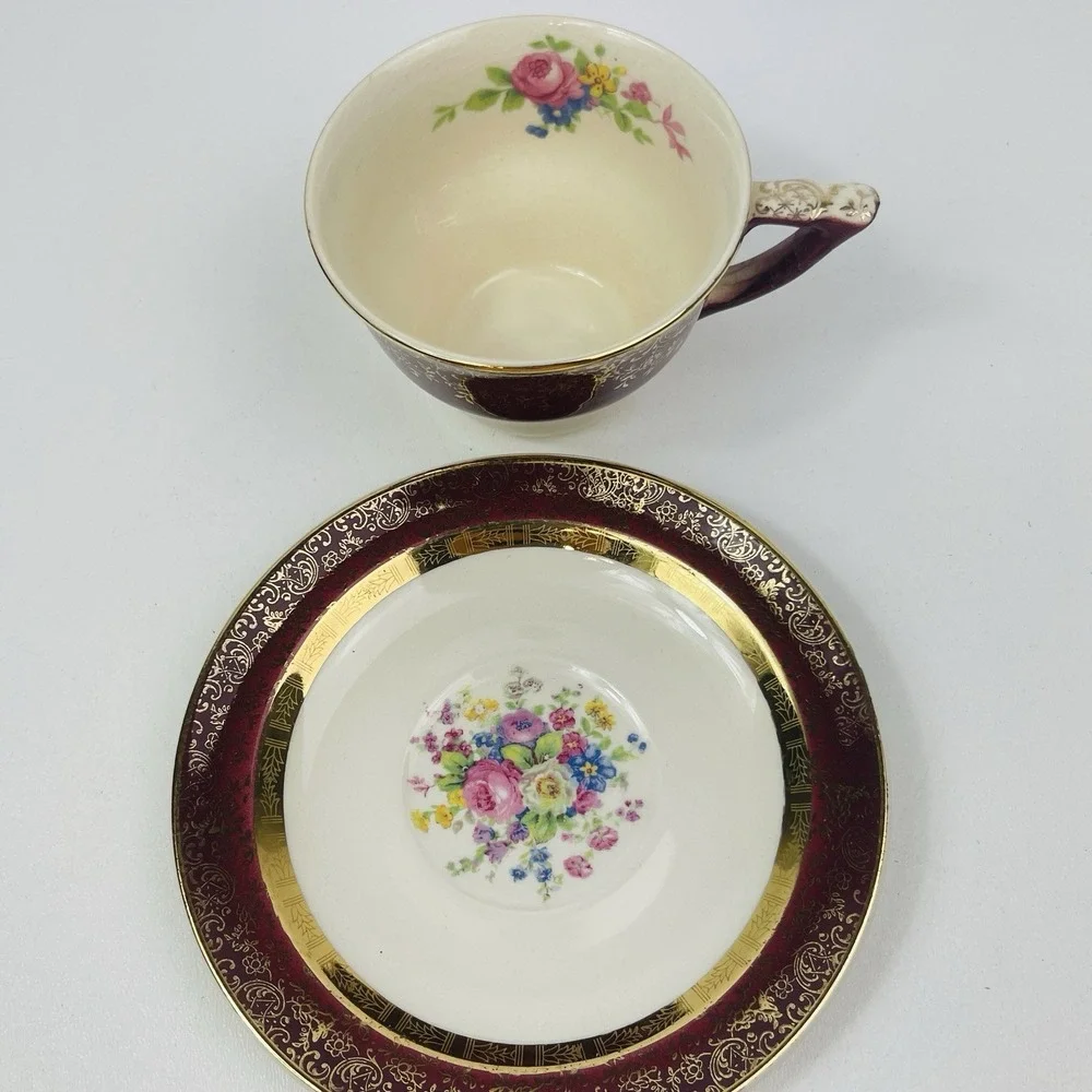 Century by Salem Aristocrat‎ 23 Karat Gold Tea Cup and Saucer Floral Crazing